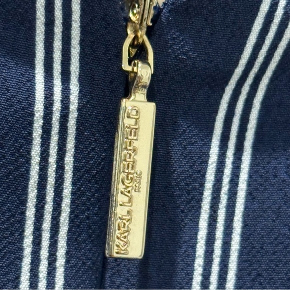 KARL LAGERFELD Navy Blue PinStriped Cropped Wide Leg
Belted Jumpsuit Size 6 - Picture 9 of 10